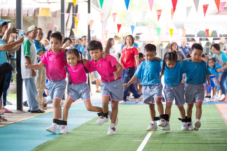 relay race ideas indoor