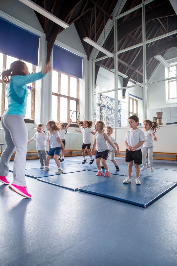28 Best PE Games With Absolutely No Equipment - Early Impact Learning